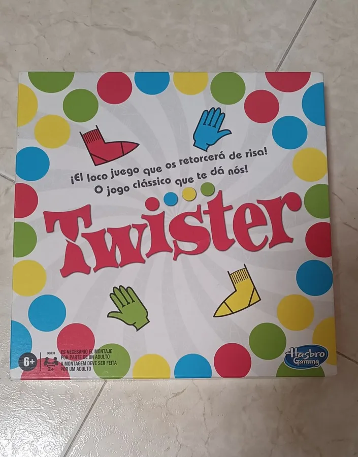 Настольная игра Twister Hasbro, новая